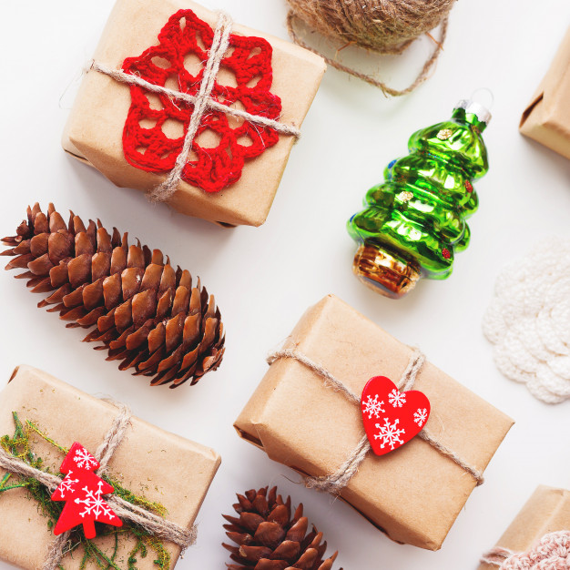Karácsonyozz környezettudatosan! Ajándéktippek és alternatív karácsonyfa